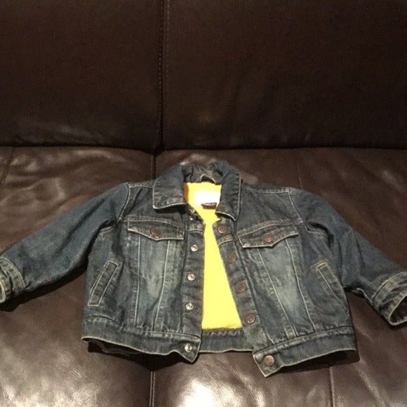 Children's Place fleece lined denim jacket size 3T
